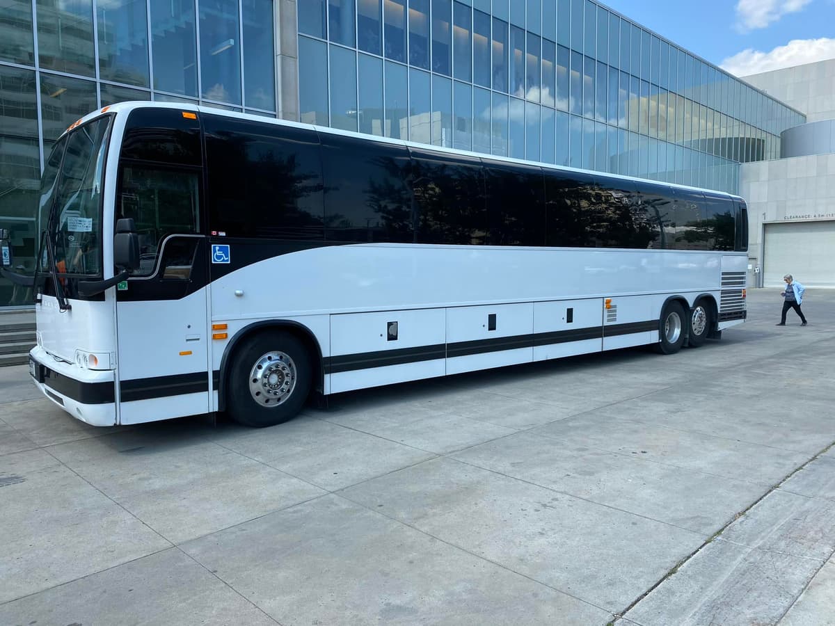 DRYDEN Charter Bus Service